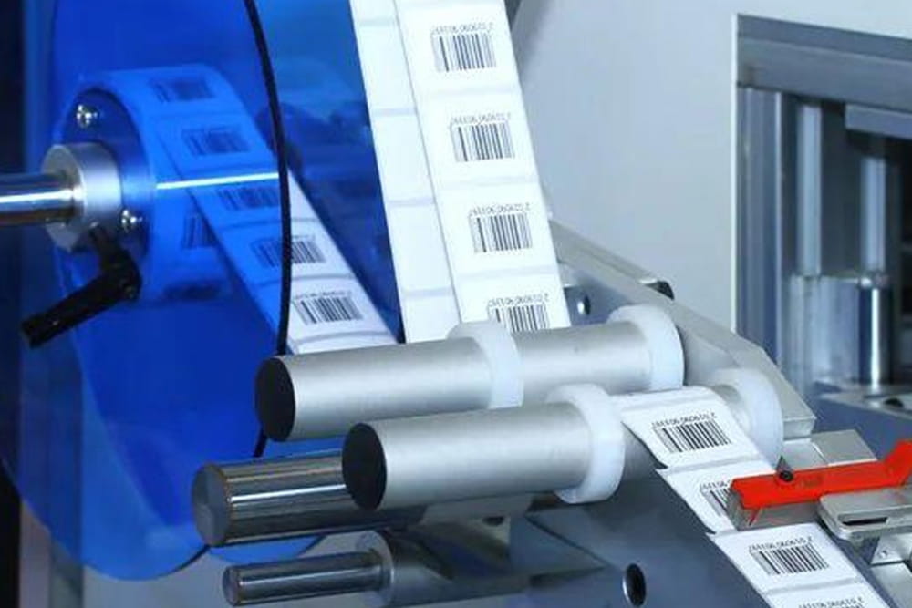 探索RFID电子标签：从特点到应用的全面解析