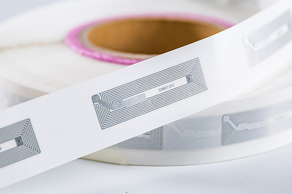 揭秘超高频RFID技术：3大优势助力企业降本增效
