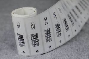 RFID标签 vs 条形码:谁才是未来仓储管理的王者? RFID标签 vs 条形码:谁才是未来仓储管理的王者?