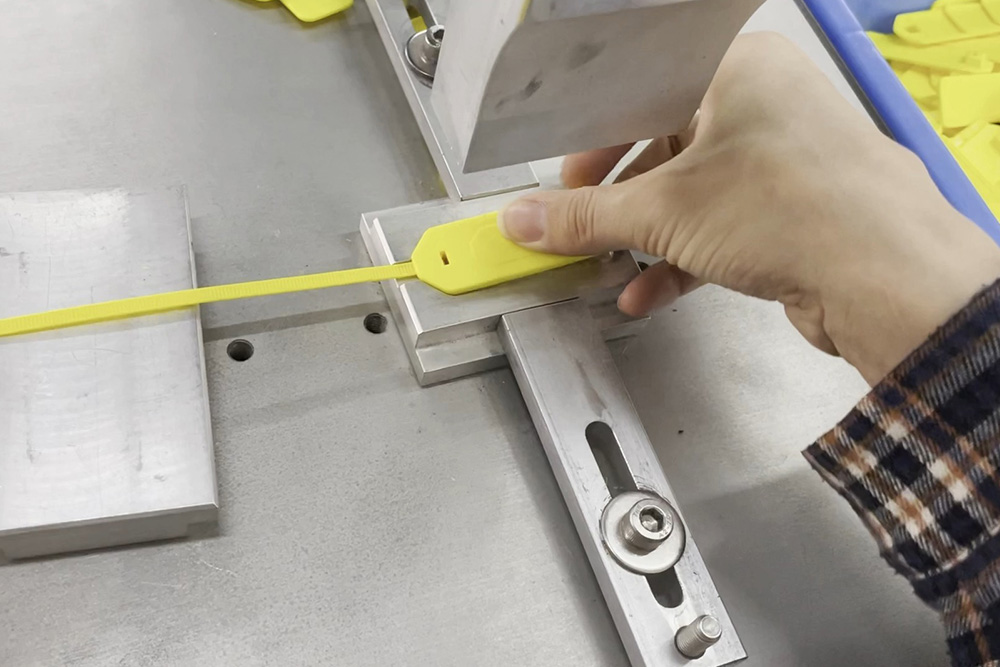 RFID资产数据如何防止被非法扫描或篡改？