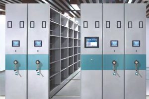 如何通过RFID读写器提升密集货架的资产识别率？