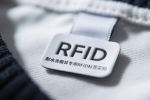 服装零售门店如何用RFID减少库存误差并提升盘点速度? 服装零售门店如何用RFID减少库存误差并提升盘点速度?