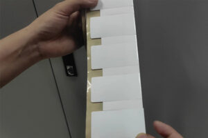 RFID 标签在封闭空间漏扫?系统化应对策略解析 RFID 标签在封闭空间漏扫?系统化应对策略解析