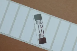 第二代UHF RFID标签中的存储类型