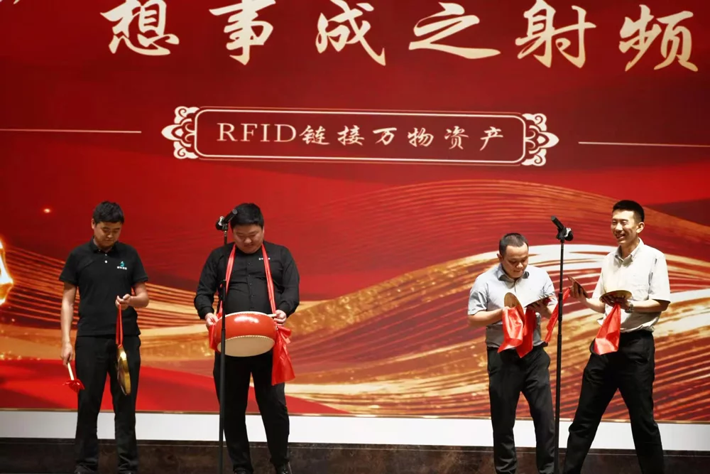 骏马奔腾·聚力共赢|斯科信息2026春茗晚宴圆满落幕,共启新程 8 骏马奔腾·聚力共赢|斯科信息2026春茗晚宴圆满落幕,共启新程(images 8)